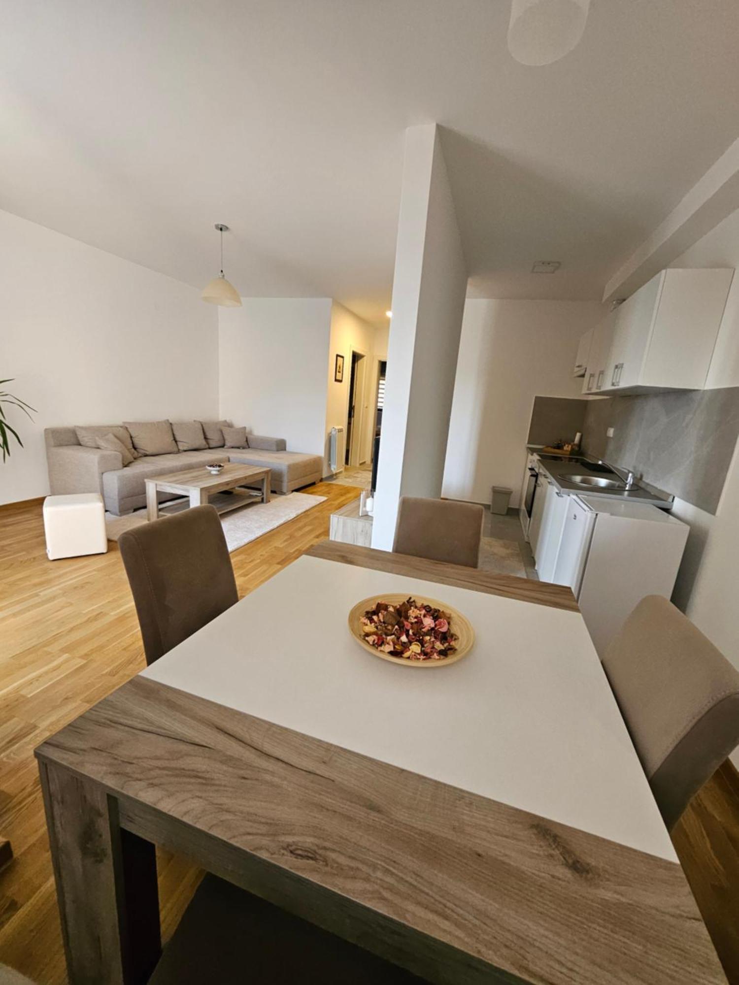 Apartment Aurora Lux *